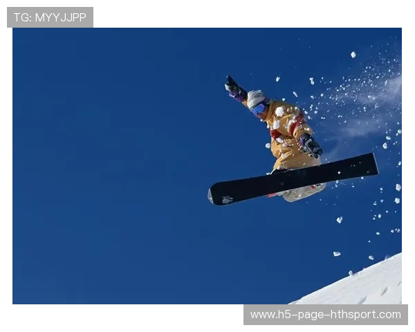 自由式滑雪城市赛融合极限运动嘉年华吸睛无数 自由式滑雪城市赛融合极限运动嘉年华吸睛无数