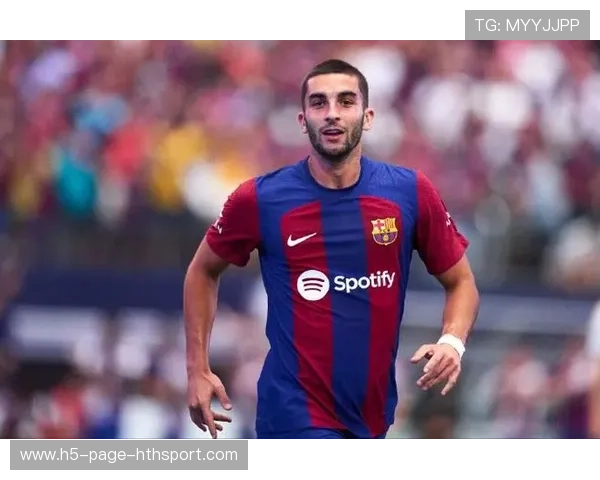 费兰托雷斯精准的二次横敲制造致命空档:技术与战术的完美结合 费兰托雷斯精准的二次横敲制造致命空档:技术与战术的完美结合